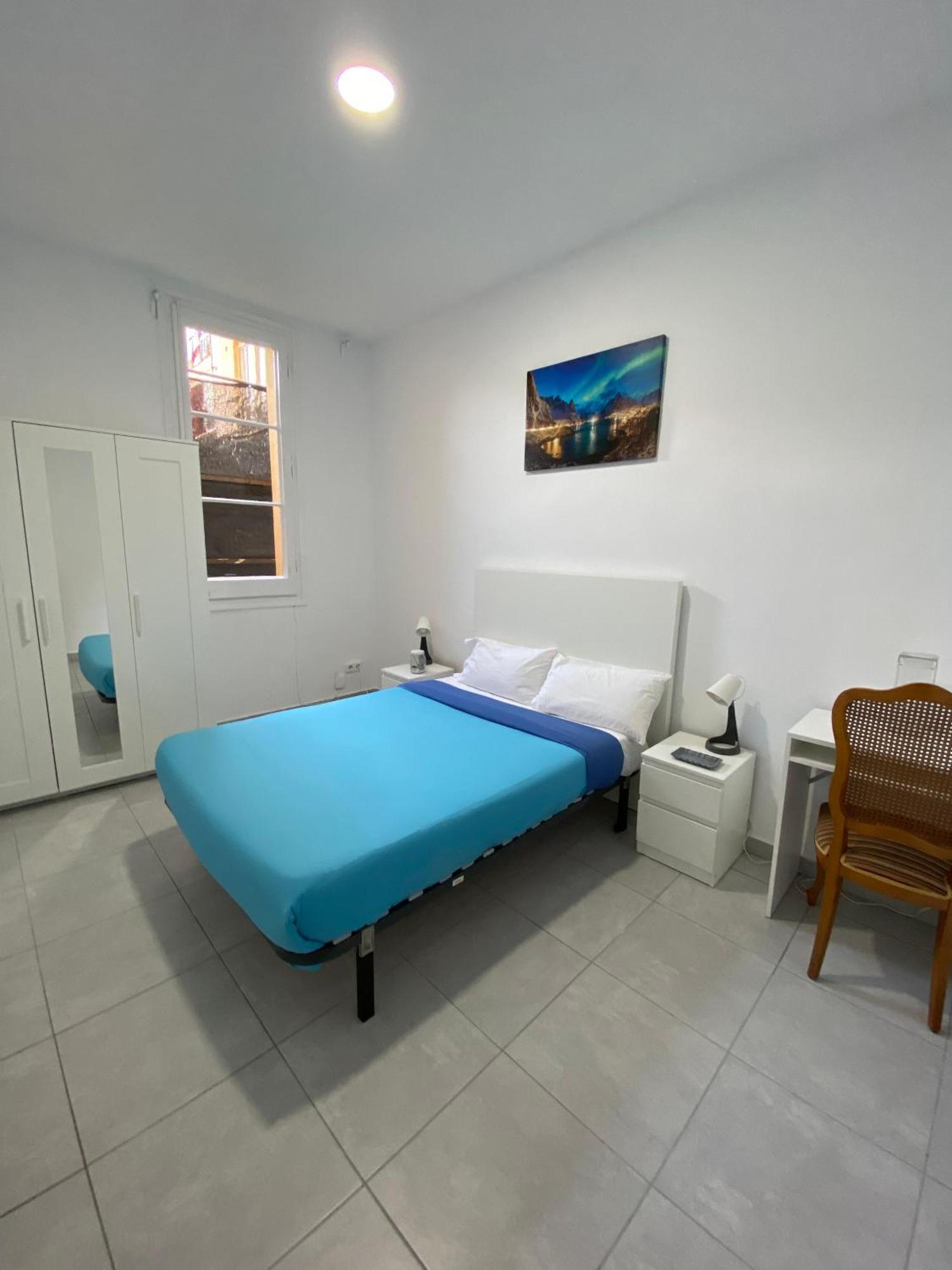 Habitacion Para Tu Estadia Corta En Bcn Apartment Barcelona Exterior photo